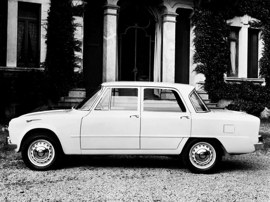  Alfa Romeo Giulia T.I. (105.14) 1962 года  (фото 9 из 10)
